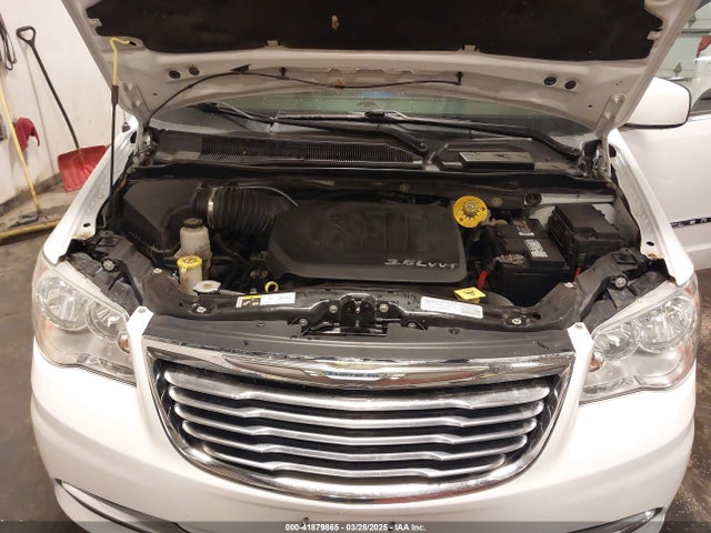 2C4RC1BG9FR626482 Chrysler Town & Country Touring