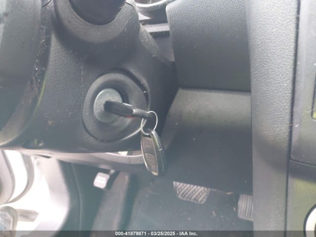 JN8AS5MV8FW756946 Nissan Rogue Select S