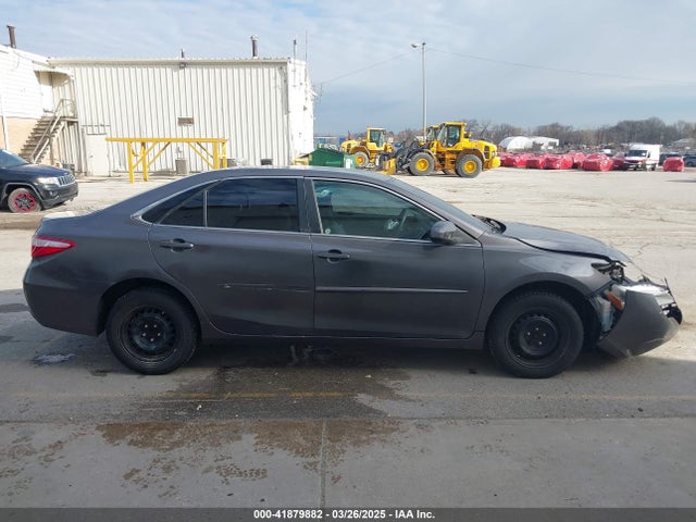 4T1BF1FK6HU438432 Toyota CAMRY LE