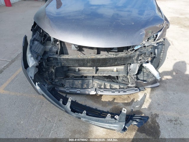 4T1BF1FK6HU438432 Toyota CAMRY LE