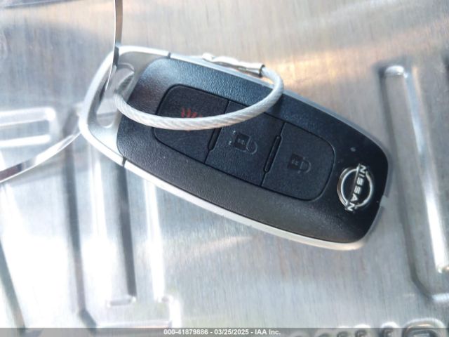 5N1BT3AA4RC674720 Nissan Rogue S Fwd