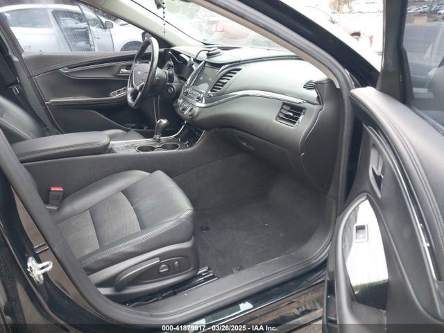 1G1105SAXHU178101 Chevrolet IMPALA 1LT