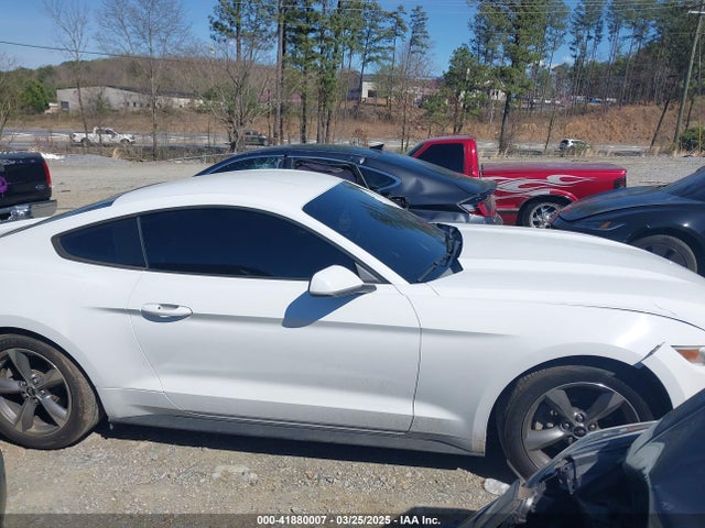 1FA6P8AMXF5341378 Ford Mustang V6