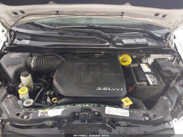 2C4RC1CG4ER329441 Chrysler Town & Country Touring-l 30th Anniversary