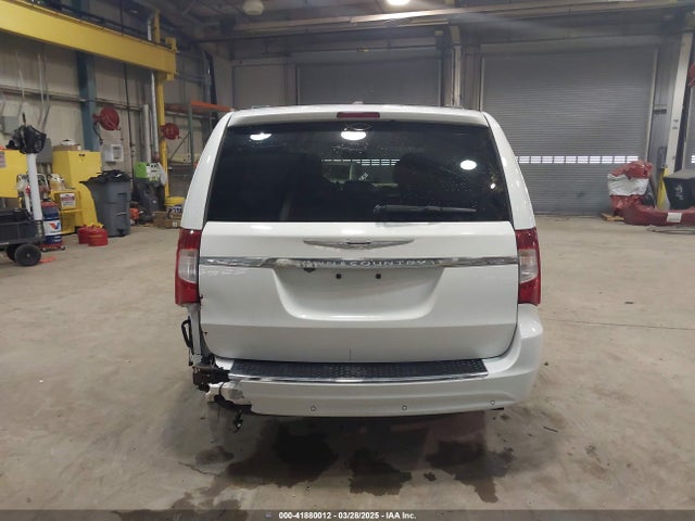 2C4RC1CG4ER329441 Chrysler Town & Country Touring-l 30th Anniversary