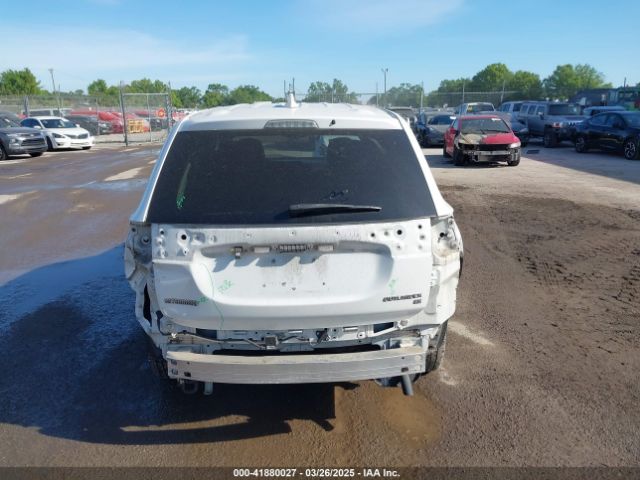 JA4AD3A38KZ018323 Mitsubishi Outlander Se