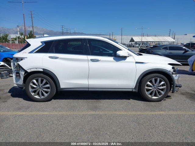 3PCAJ5M11KF135039 Infiniti Qx50 Luxe
