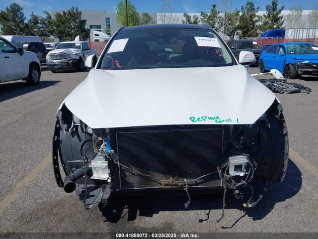 3PCAJ5M11KF135039 Infiniti Qx50 Luxe