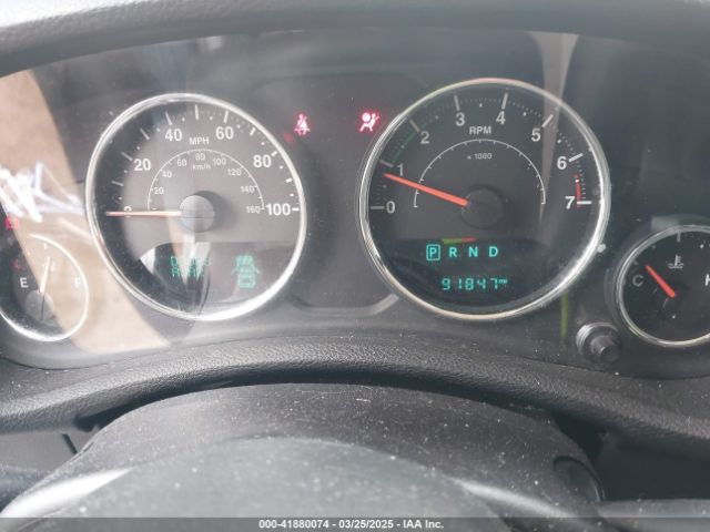 1C4BJWEG9HL684152 Jeep Wrangler Unlimited Sahara 4x4
