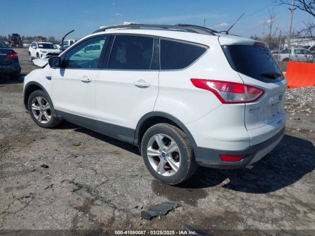 1FMCU9GX4FUB44706 Ford ESCAPE SE