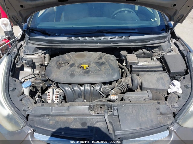 5NPDH4AE8EH528715 Hyundai ELANTRA SE