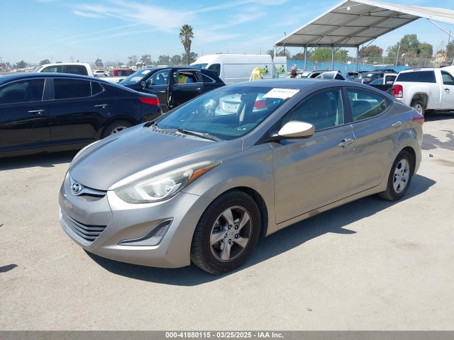 5NPDH4AE8EH528715 Hyundai ELANTRA SE