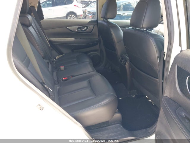 5N1AT2MV8FC820472 Nissan Rogue Sl