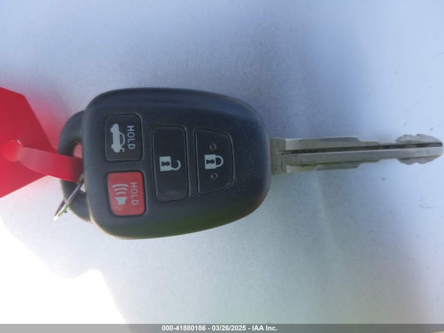 4T1BF1FK3HU382840 Toyota CAMRY SE