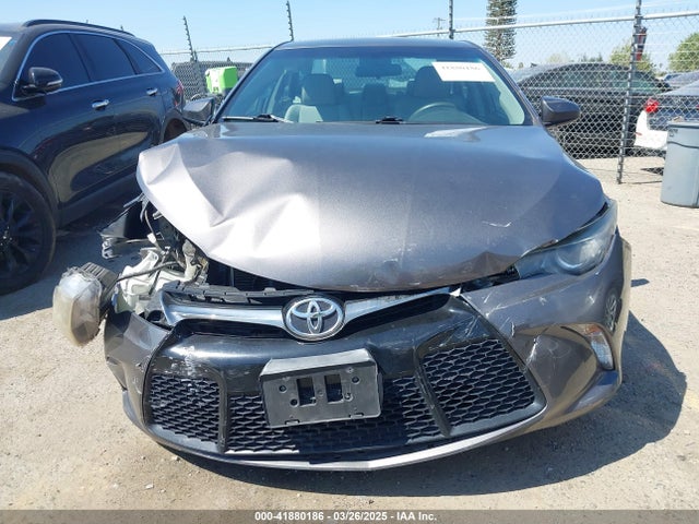 4T1BF1FK3HU382840 Toyota CAMRY SE