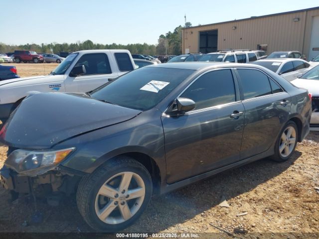4T1BF1FK0EU836859 Toyota CAMRY SE