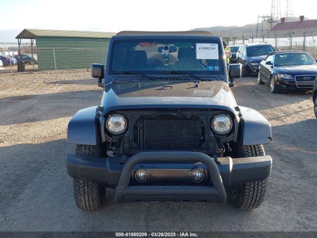 1C4BJWEG9HL507908 Jeep Wrangler Unlimited Sahara 4x4