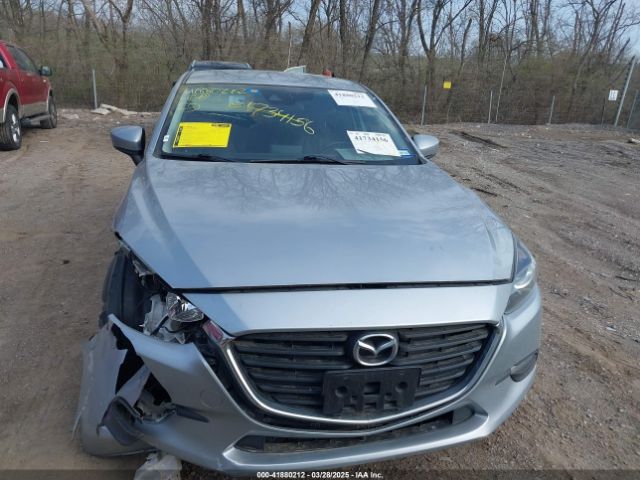 3MZBN1V37JM262418 Mazda Mazda3 Touring