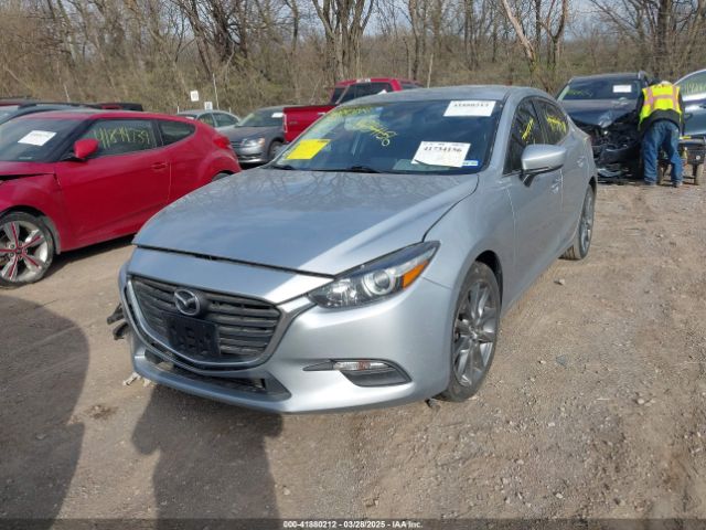 3MZBN1V37JM262418 Mazda Mazda3 Touring