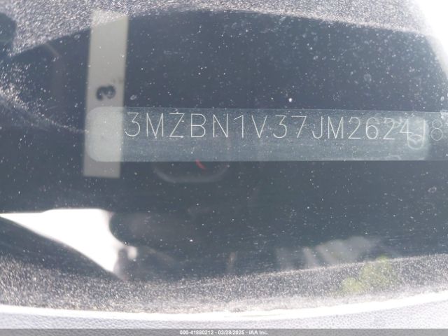 3MZBN1V37JM262418 Mazda Mazda3 Touring