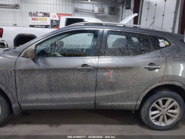 JN1BJ1CP0HW032060 Nissan Rogue Sport Sv