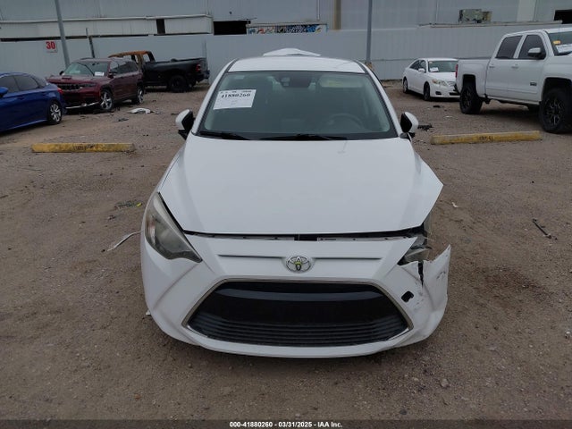 3MYDLBYV6JY316452 Toyota p5v
