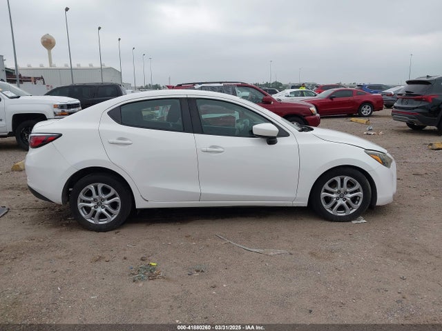 3MYDLBYV6JY316452 Toyota p5v