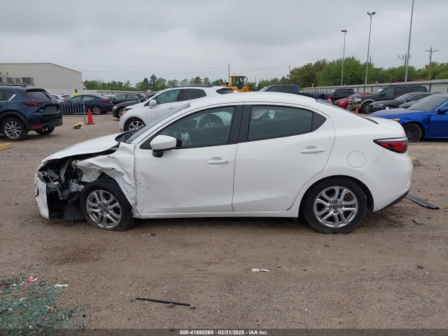 3MYDLBYV6JY316452 Toyota p5v
