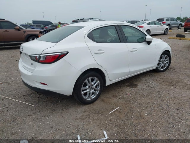 3MYDLBYV6JY316452 Toyota p5v