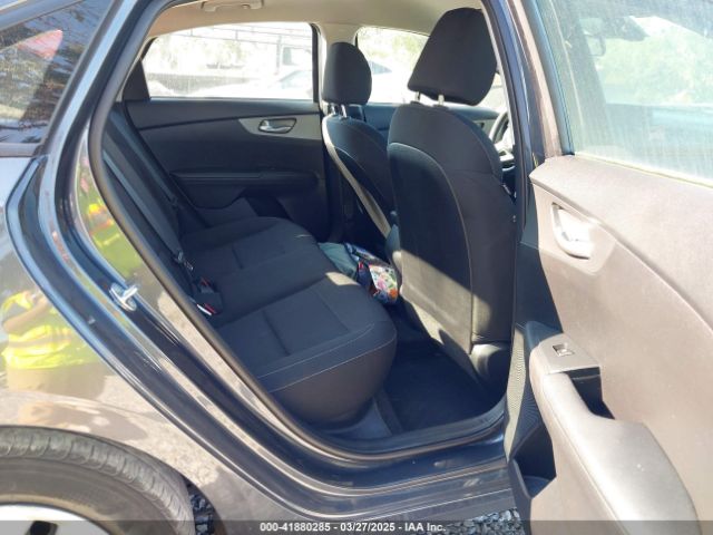3KPF24AD6ME304153 KIA FORTE FE