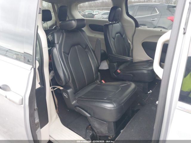 2C4RC1DG3LR144406 Chrysler Voyager Lxi