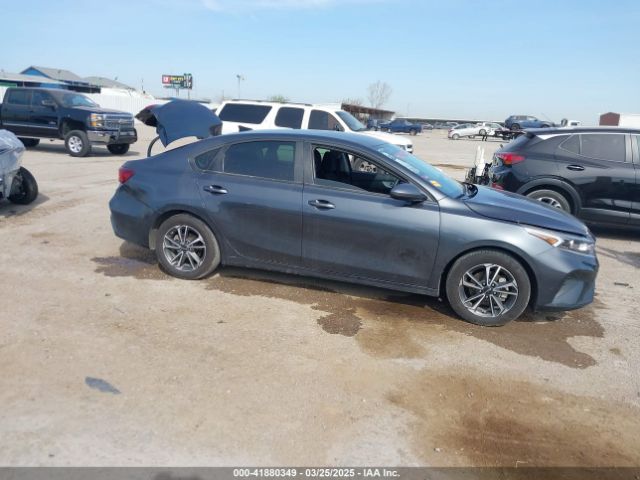 3KPF24AD9RE821423 KIA Forte Lxs