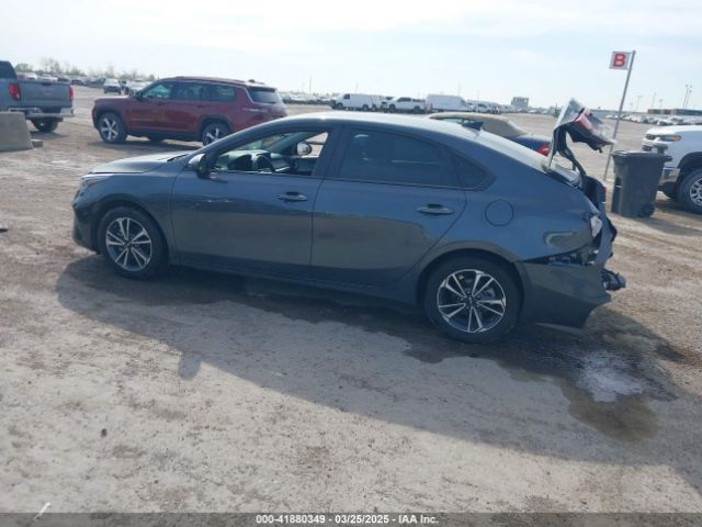 3KPF24AD9RE821423 KIA Forte Lxs