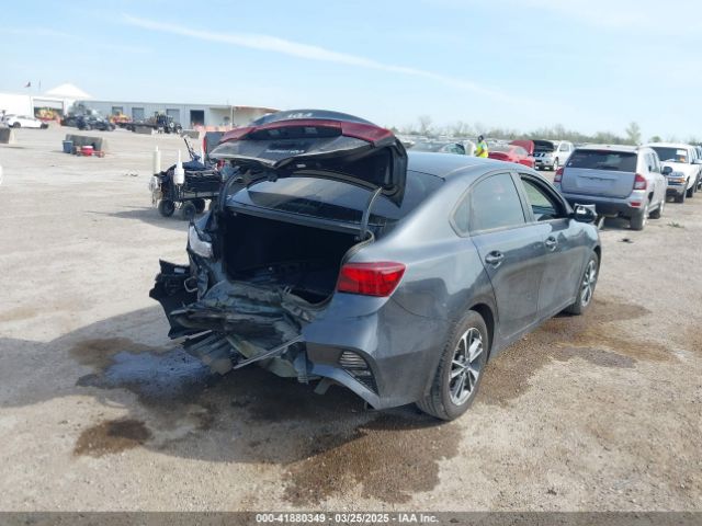 3KPF24AD9RE821423 KIA Forte Lxs
