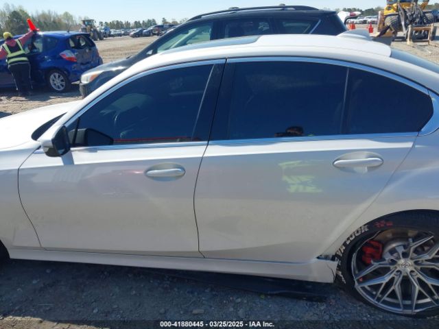 WBA5R1C5XKAJ99366 BMW 330I