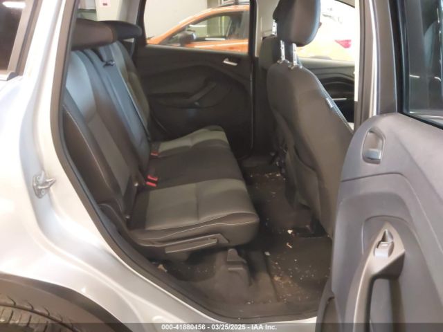 1FMCU9GDXJUB61220 Ford ESCAPE SE