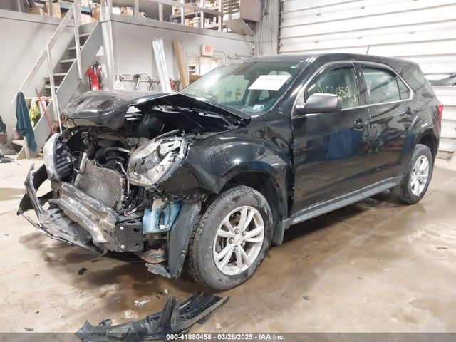 Chevrolet EQUINOX LS 2017 2GNFLEEKXH6112176 Image 2