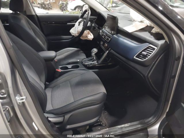 KNDEUCAA7N7268481 KIA SELTOS S