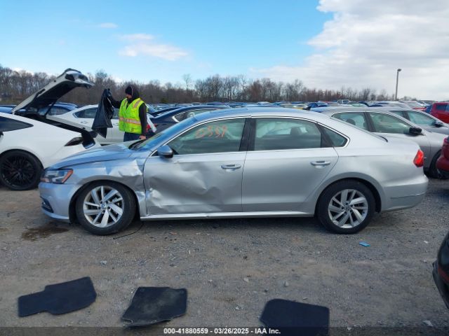 1VWBA7A33JC052324 Volkswagen Passat 2.0t Se