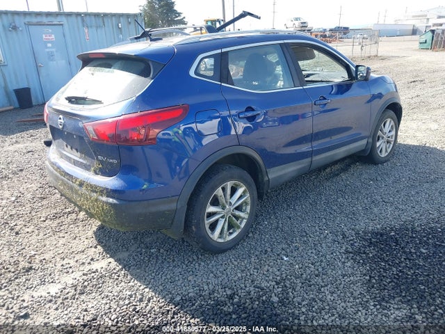 JN1BJ1CR8HW101787 Nissan Rogue Sport Sv