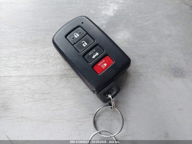 4T1BD1FK9FU161942 Toyota Camry Hybrid Le