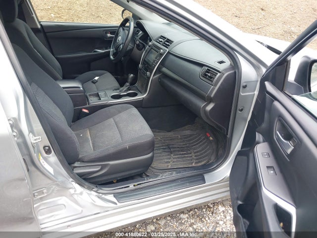 4T1BD1FK9FU161942 Toyota Camry Hybrid Le