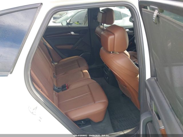 WA1BNAFY3K2113987 Audi Q5 45 Premium