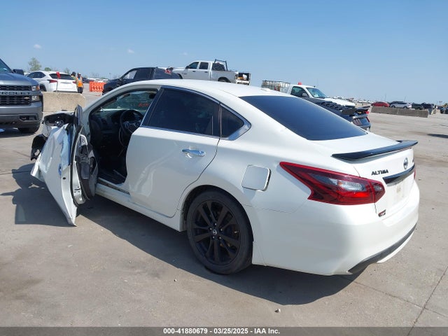 1N4AL3AP6JC213193 Nissan Altima 2.5 Sr