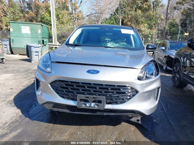 1FMCU0G64NUB67906 Ford ESCAPE SE