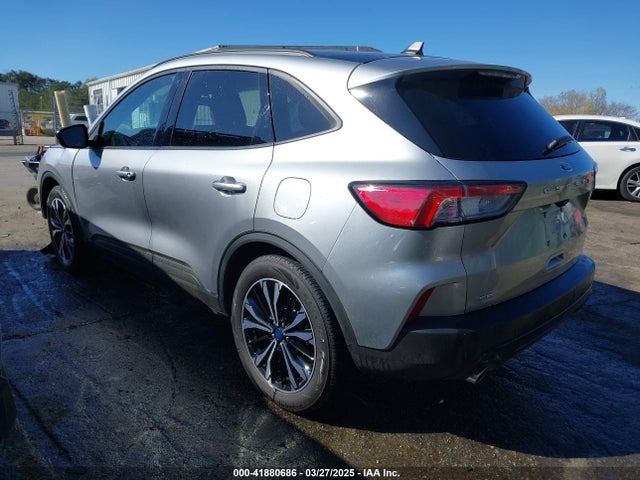 1FMCU0G64NUB67906 Ford ESCAPE SE