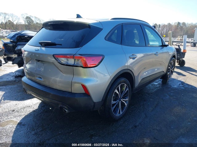 1FMCU0G64NUB67906 Ford ESCAPE SE