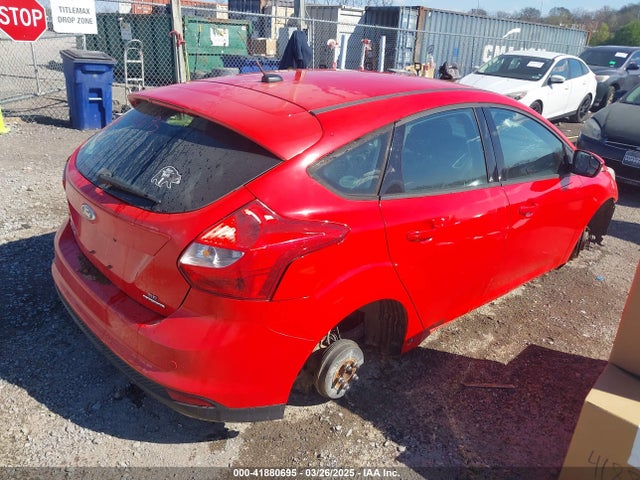 1FADP3K2XEL462753 Ford FOCUS SE