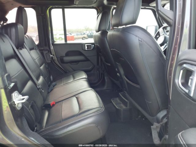 1C4HJXEN3KW622167 Jeep Wrangler Unlimited Sahara Altitude 4x4