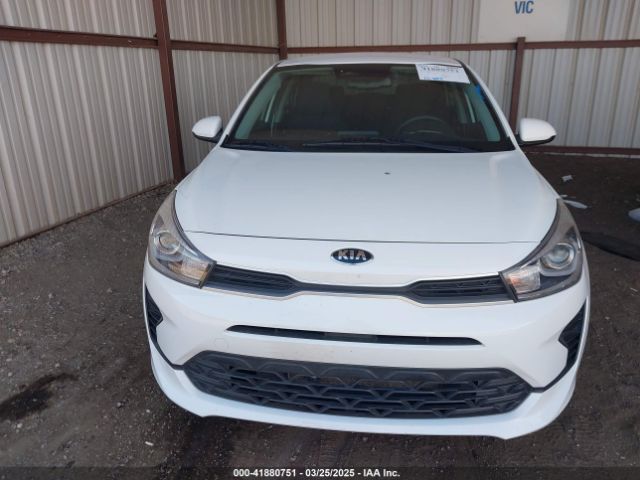 3KPA24AD8ME425373 KIA RIO S